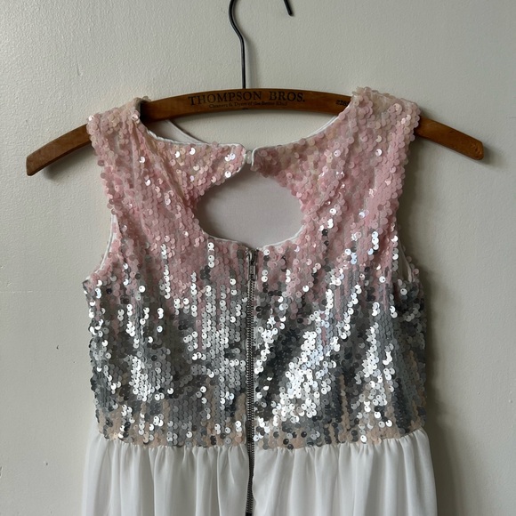 NWT Girls Blush and Silver Sequin Formal Dress Size 12 Blush Brand - Picture 6 of 9